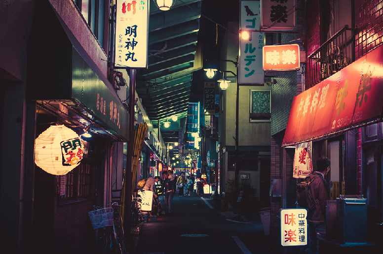 日本街头：世本多彩，我本无形