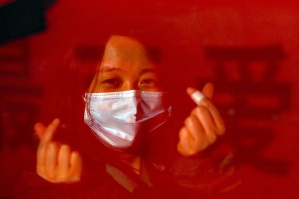 白衣战士，你的名字写满了这个春天！
