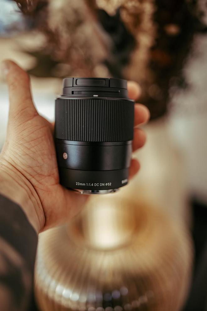 适马新品丨三镜齐发，17mm、50mm、23mm灵动登??！