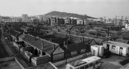与城市共成长，一位威海摄影人的光影城记