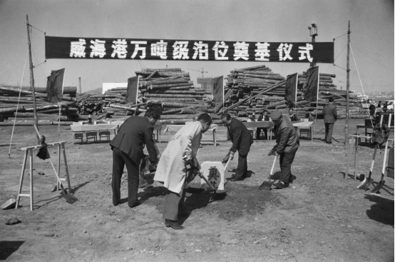 与城市共成长，一位威海摄影人的光影城记
